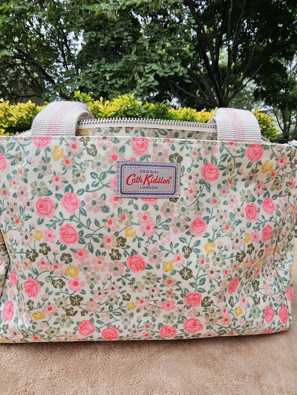Cath Kidston Floral Canvas Purse in Pink